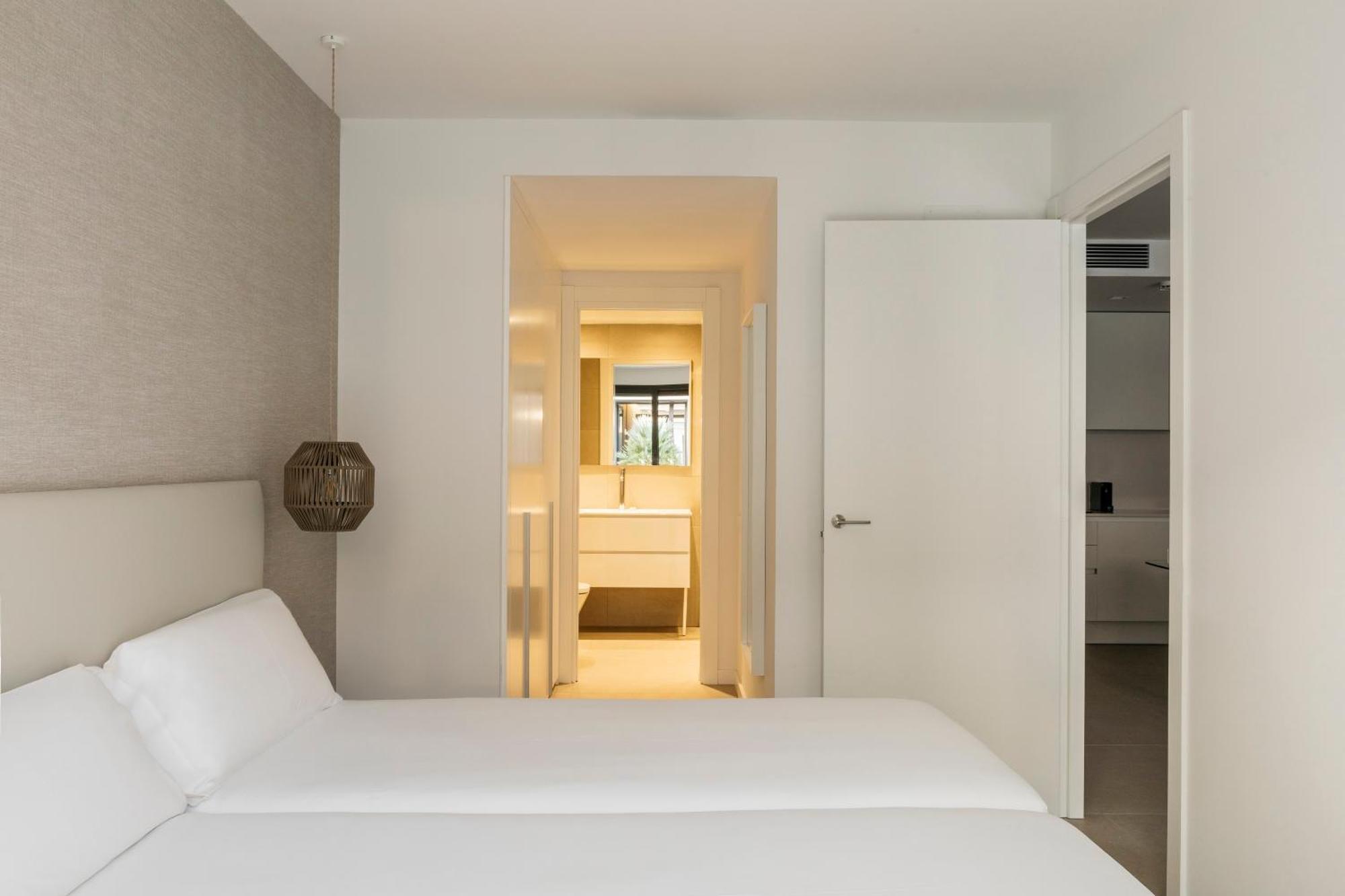 Europa Apartments L'Hospitalet de Llobregat Luaran gambar